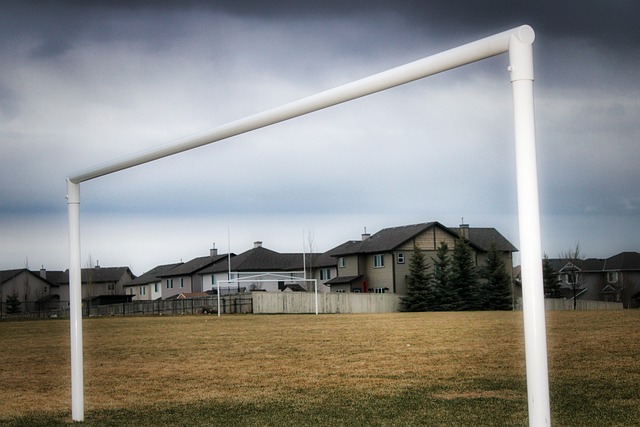 足球繼續拓 足球繼續拓