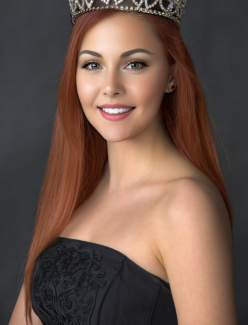 还托举起了 还托举起了